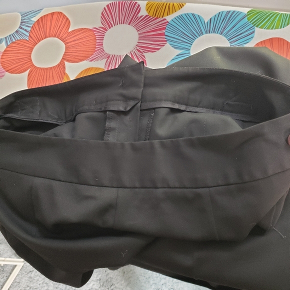 Trina Turk Cropped Cuffed Casual Career Modern Pants 6 - Picture 9 of 13